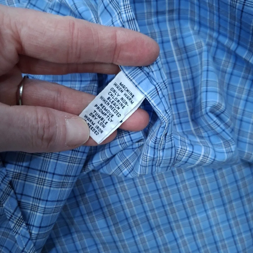 Ralph Lauren Classic Fit Men Size Large Blue/White Plaid Button Up Shirt‎ Pony
